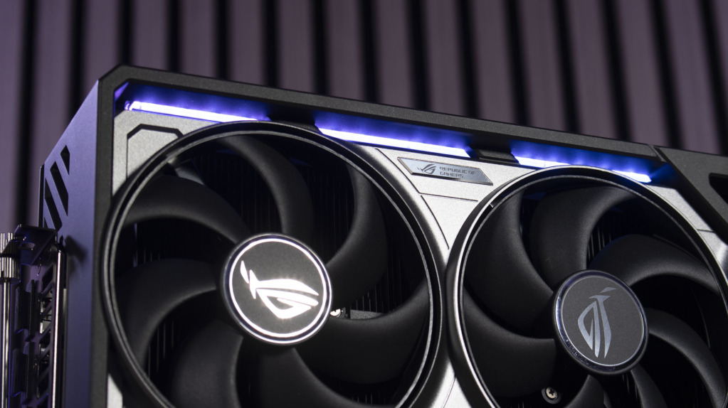 ASUS ROG Astral RTX 5080 OC RGB 2