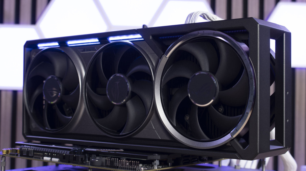 ASUS ROG Astral RTX 5080 OC RGB 3
