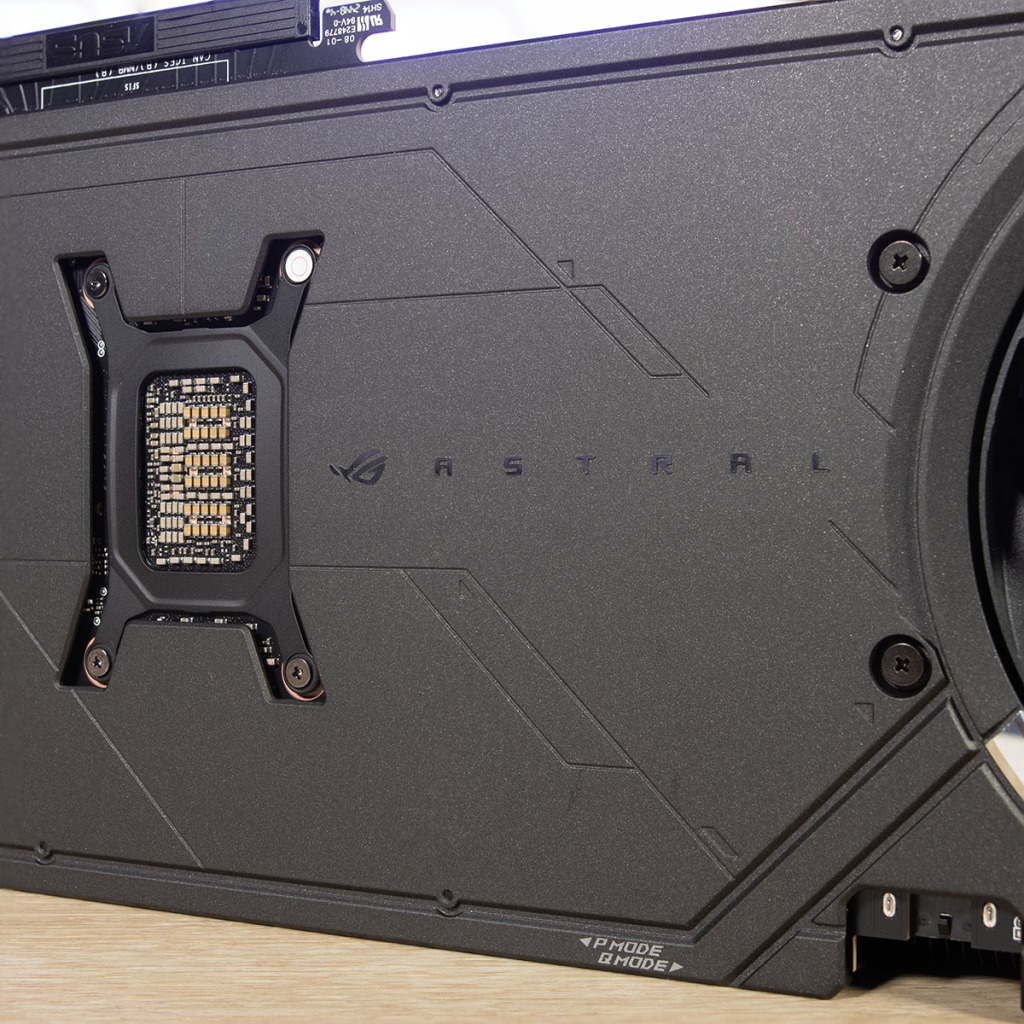 ASUS ROG Astral RTX 5080 OC astral backplate