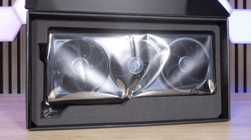 ASUS ROG Astral RTX 5080 OC sachet carte