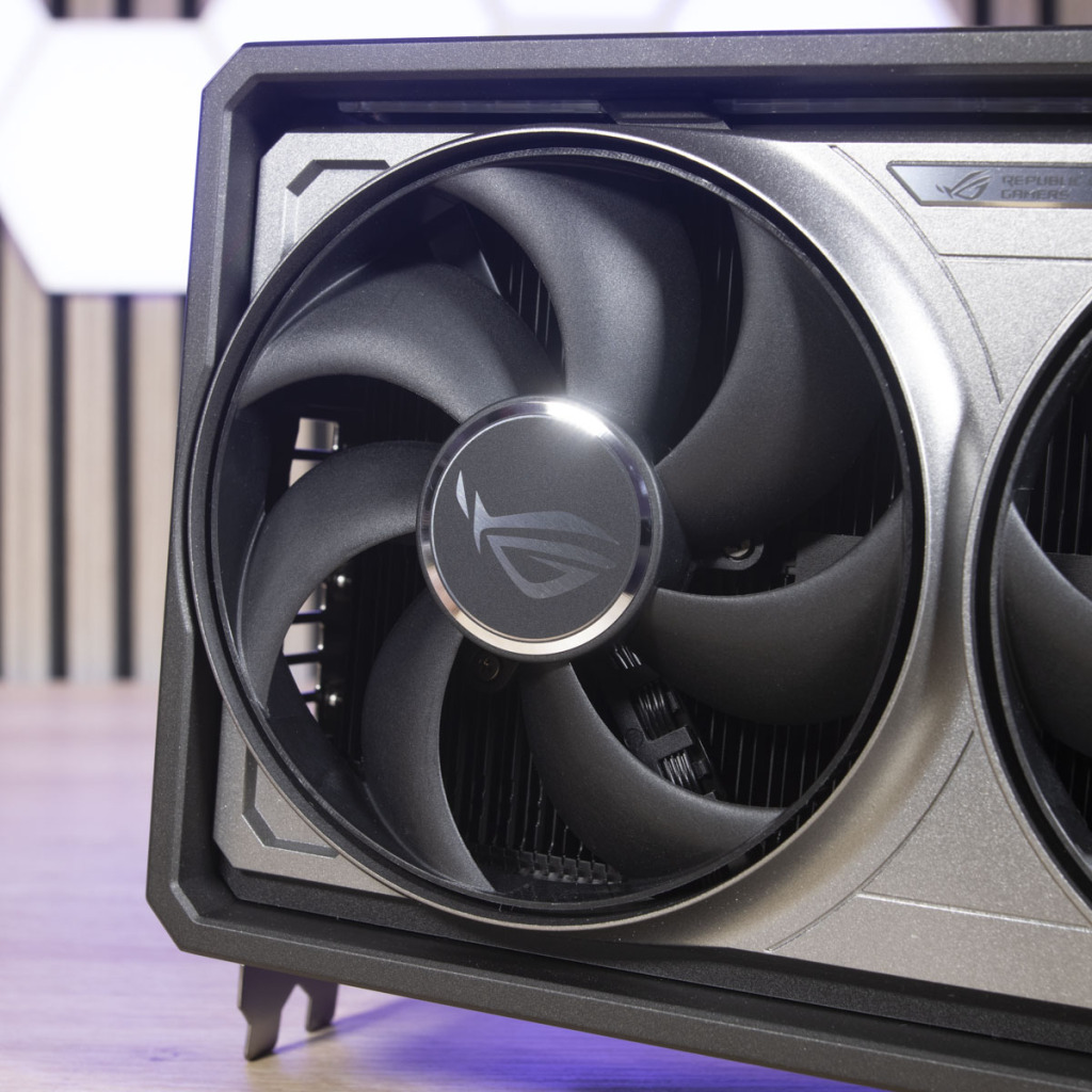 ASUS ROG Astral RTX 5080 OC ventilateur