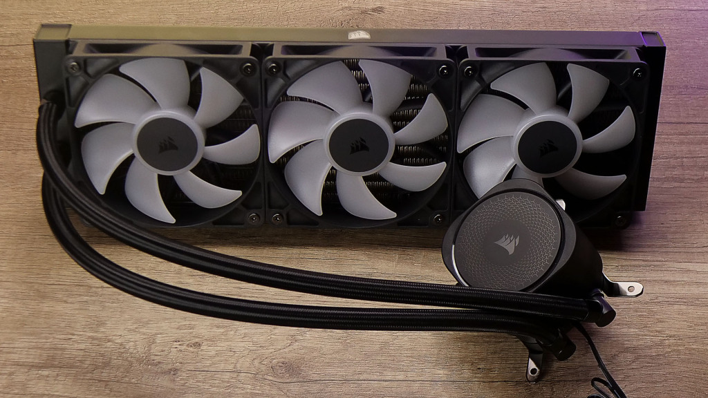 Corsair nautilus 360 rs argb mounted