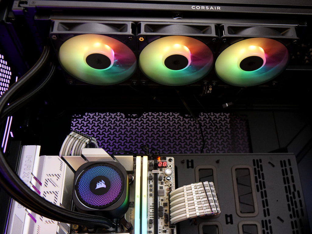 Corsair nautilus 360 rs argb show 02