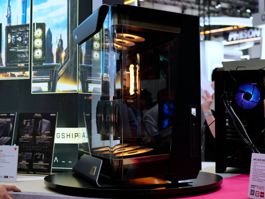 MSI Maestro 900 PZ : une star à CES 2025 10 MEG MAESTRO 900L PZ computex 2025 01