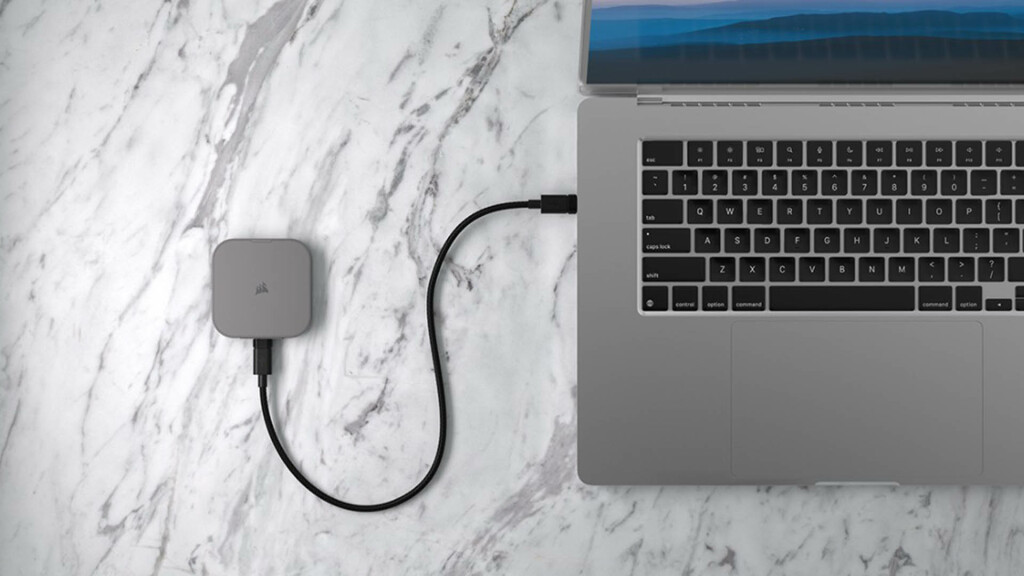 CORSAIR présente son SSD externe EX400U USB4 2 SSD externe CORSAIR EX400U USB4 Cable unique