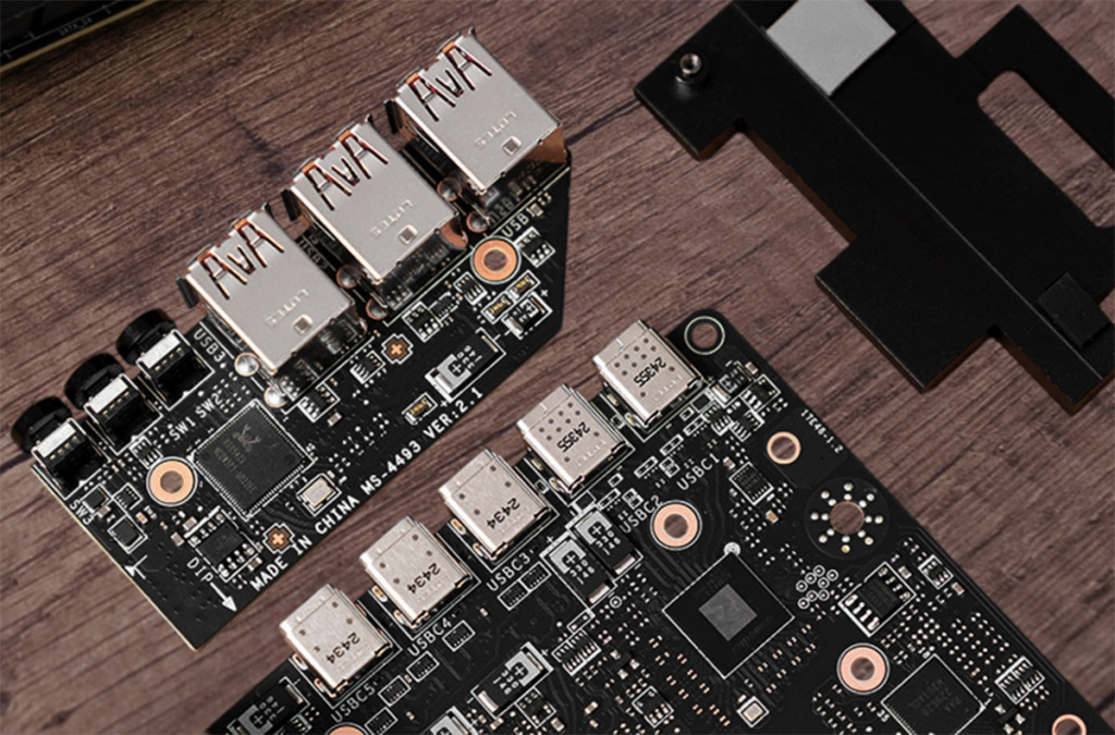 USB4 ASMedia ASM4242 USB4 et RTS5420