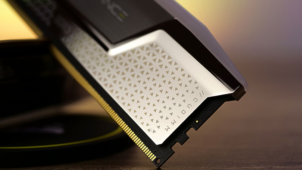 VENGEANCE RGB DDR5 CUDIMM 8400 mhz 08