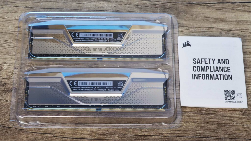 VENGEANCE RGB DDR5 CUDIMM 8400 mhz unboxing 03
