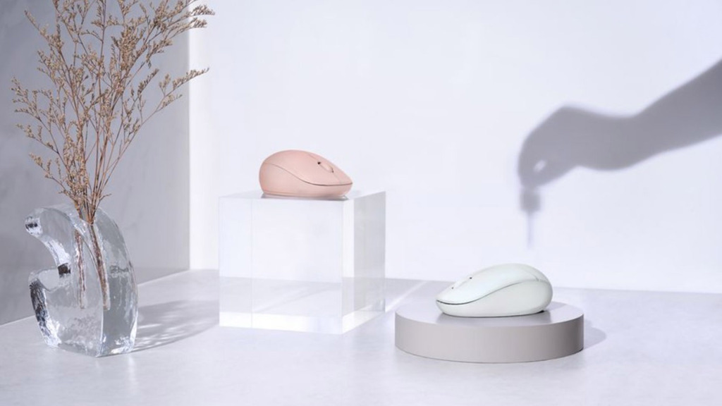 ASUS annonce la souris Fragrance avec flacon de parfum rechargeable. Non, nous ne sommes pas le 1er avril.... 3 ASUS Fragance blanche rose