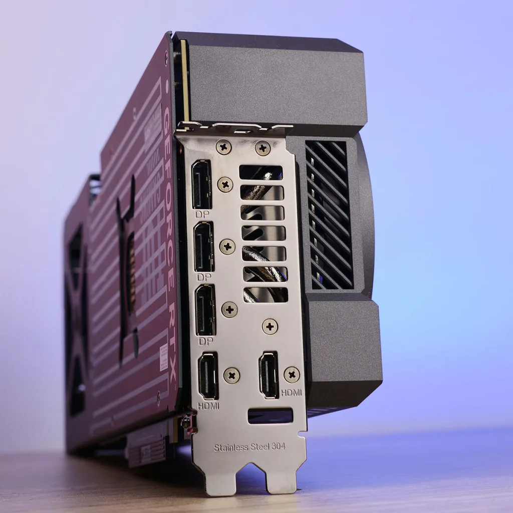 Asus TUF Gaming GeForce RTX 5080 OC sorties vid