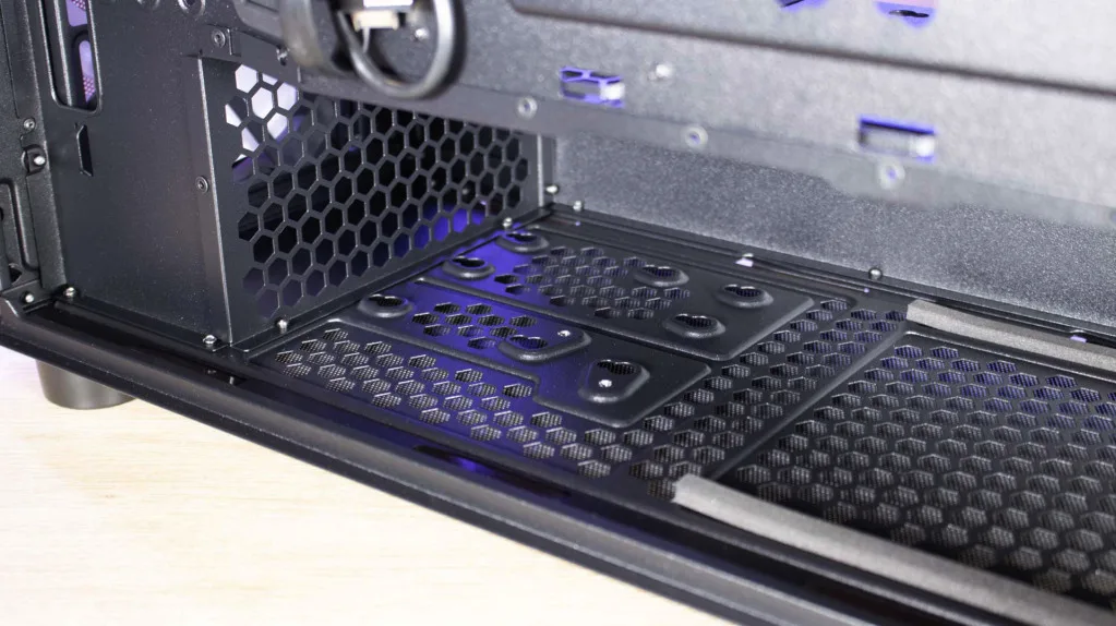 ENDORFY Arx 700 ARGB emplacement disque 3