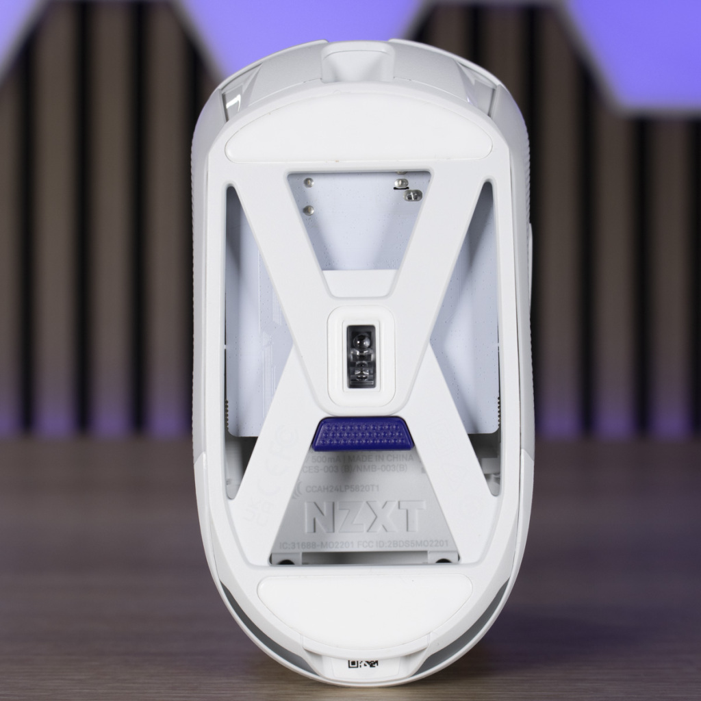 NZXT Lift ELITE Wireless dessous