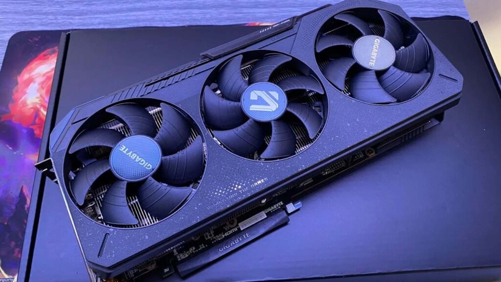 Une Gigabyte RX 9070 XT en vente avant sa sortie officielle 4 Radeon RX 9070 XT triple fan