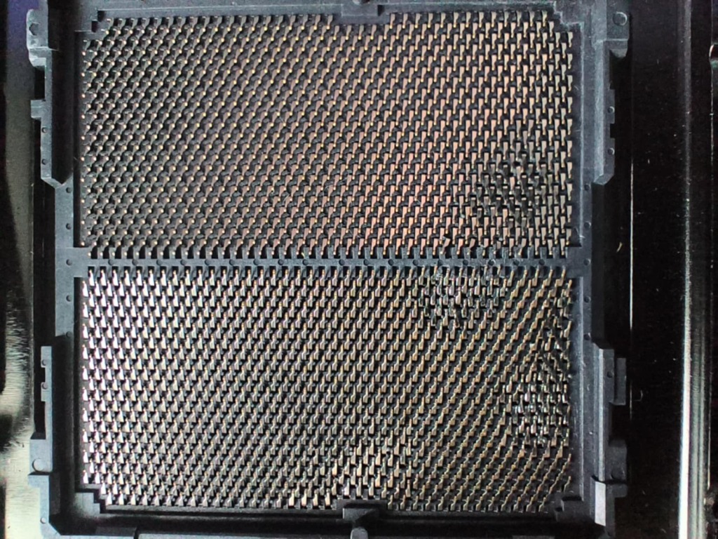 Attention aux cartes mères ASRock : Une série noire pour le Ryzen 7 9800X3D 3 asrock brule ryzen 01
