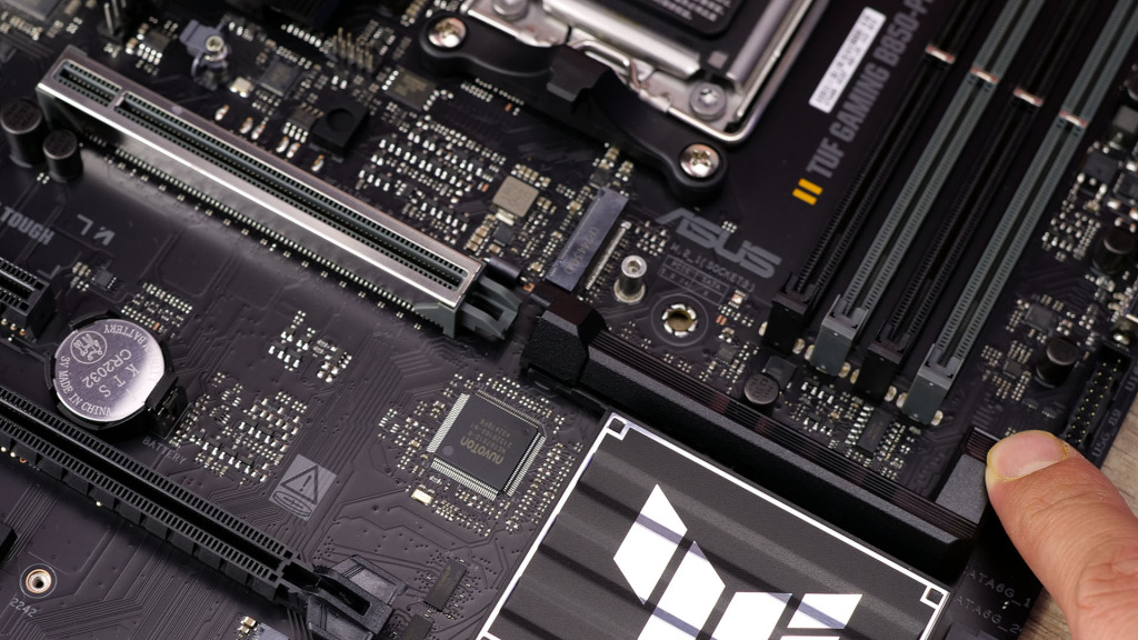 asus tuf gaming b850 plus wifi Slot PCIe Q Release