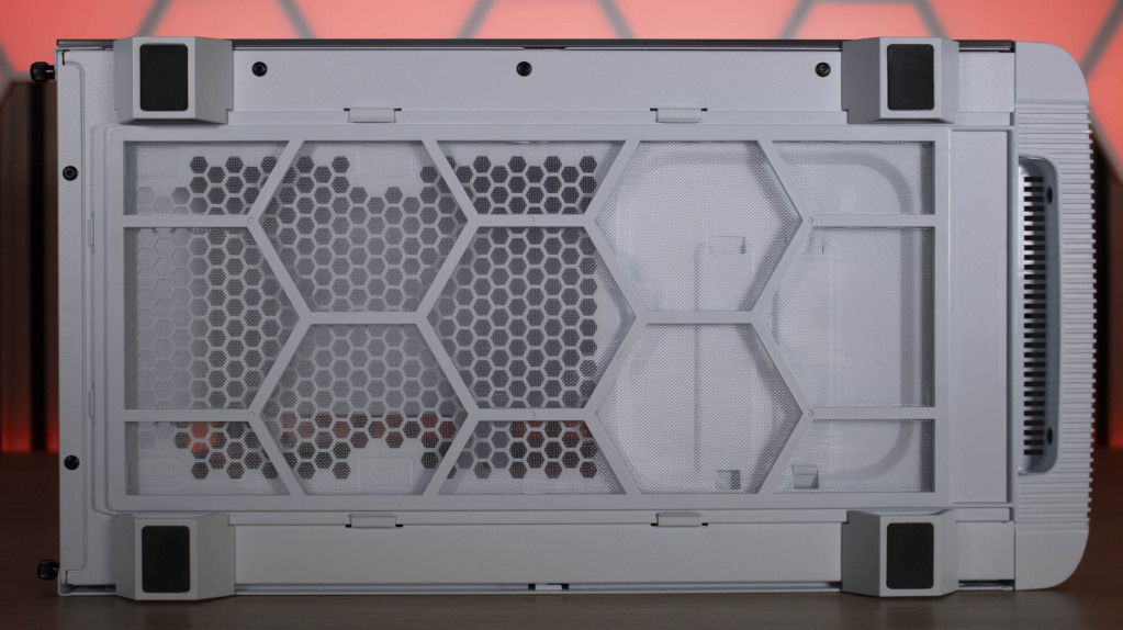 be quiet! Pure Base 501 DX dessous