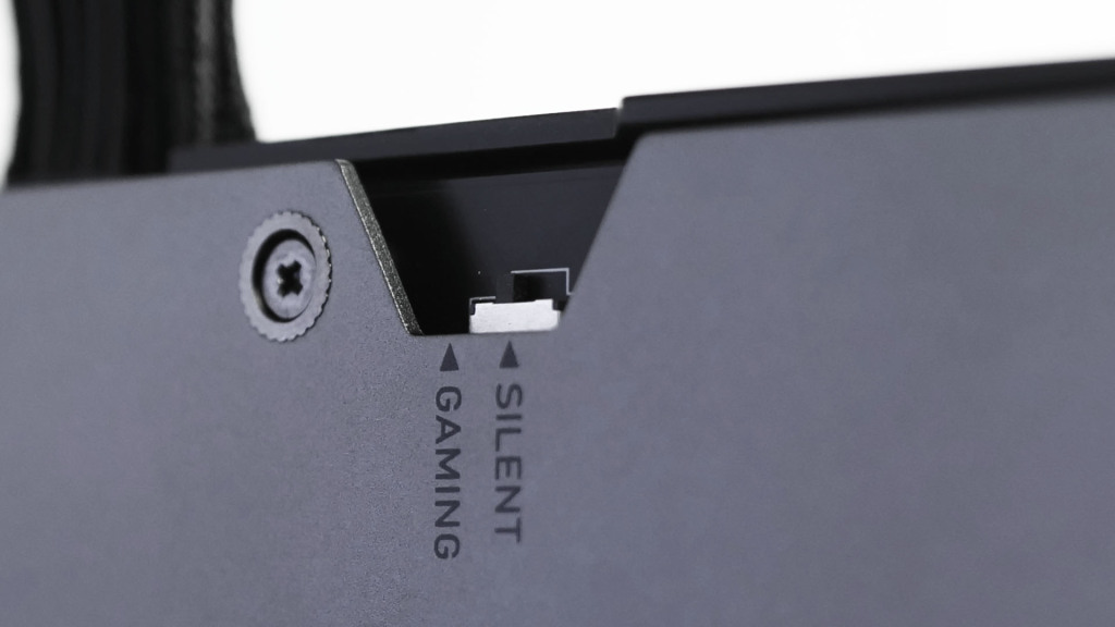 msi geforce rtx 5090 32g suprim liquid soc bios switcher