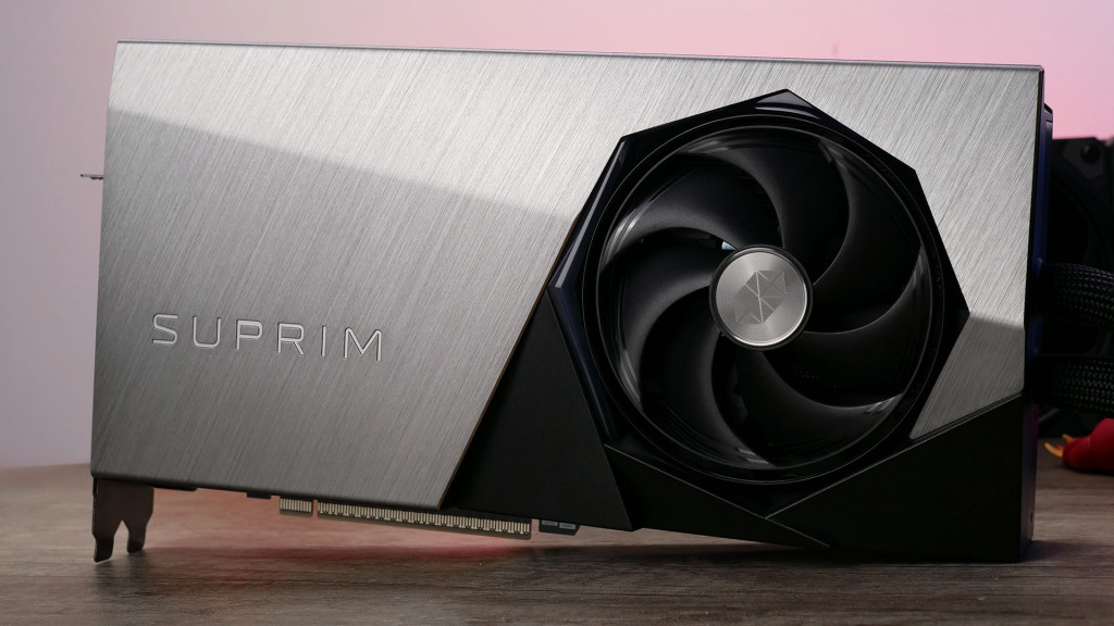 msi geforce rtx 5090 32g suprim liquid soc visual 04