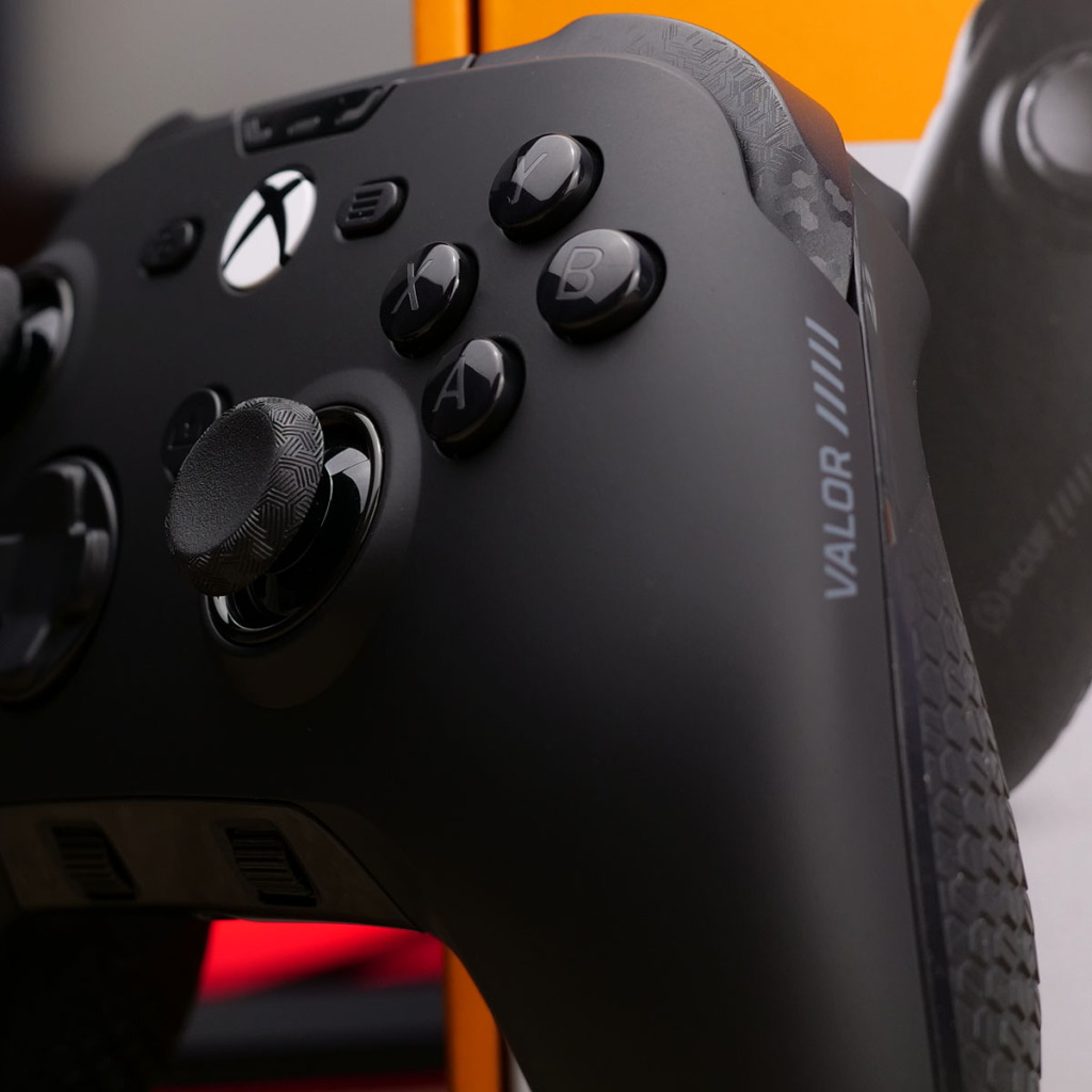 scuf valor pro ABYX