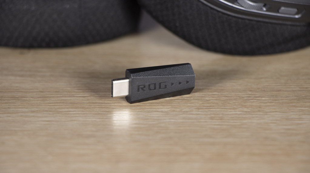 ASUS ROG PELTA dongle
