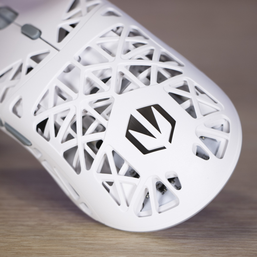 ENDORFY LIV Plus Wireless Onyx White coque arrière