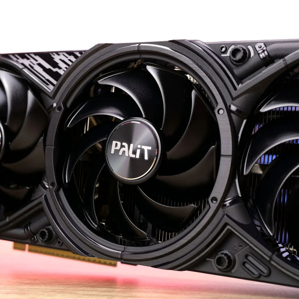 GeForce RTX 5070 GamingPro 03