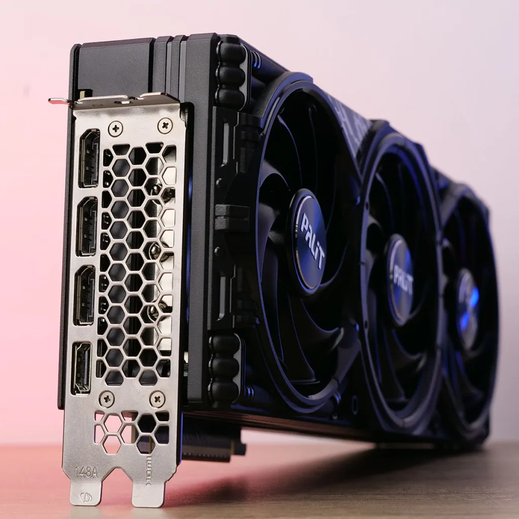 GeForce RTX 5070 GamingPro 06