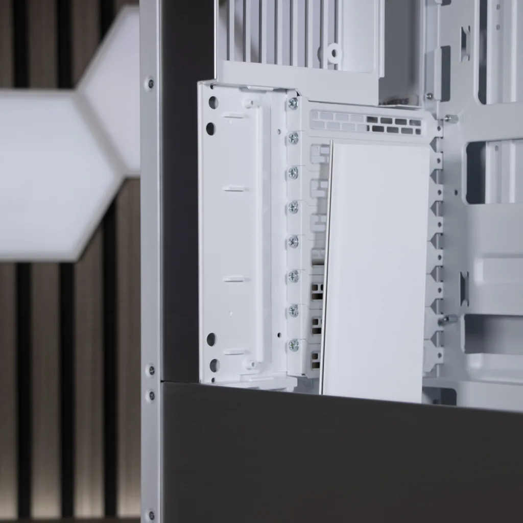 PHANTEKS Evolv X2 cache vis 2