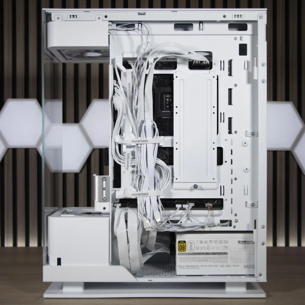 PHANTEKS Evolv X2 montage chambre 2