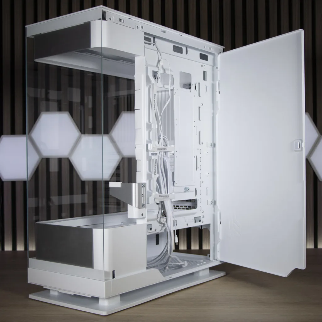 PHANTEKS Evolv X2 porte charnière