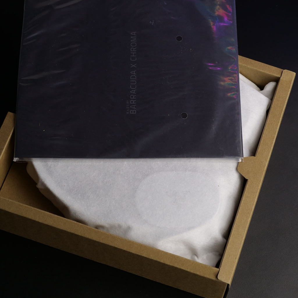 razer barracuda x chroma unboxing 04
