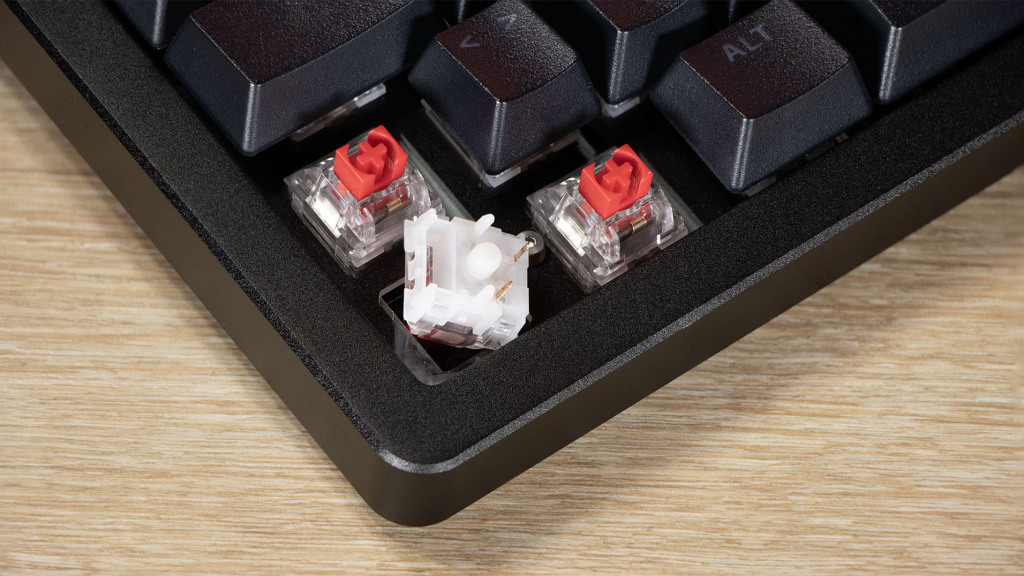 HyperX Alloy Rise 75 switches
