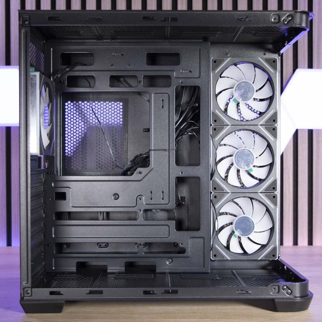 RAIJINTEK ATREUS chambre principale