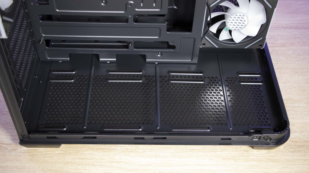 RAIJINTEK ATREUS intérieur bas