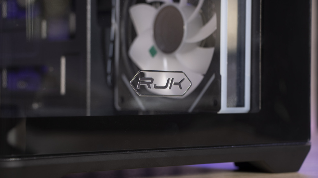 RAIJINTEK ATREUS logo façade
