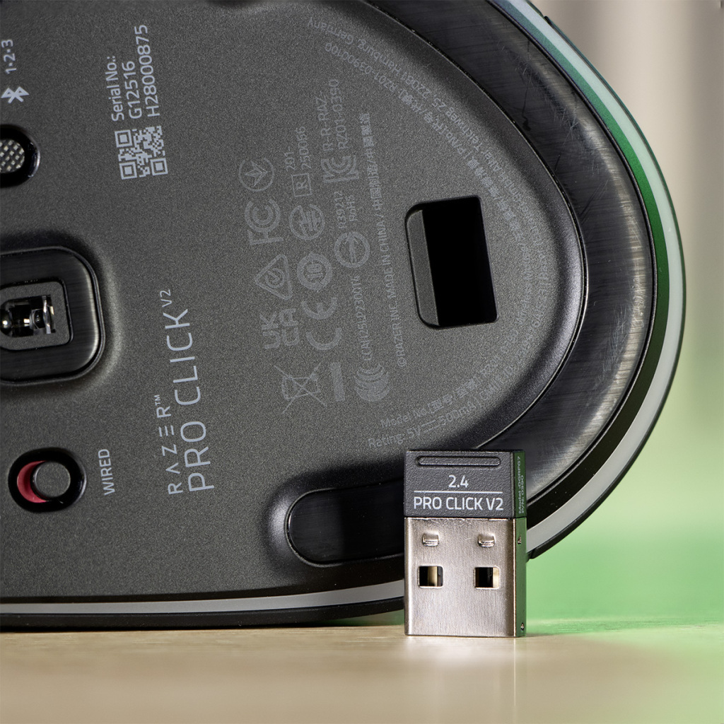 RAZER Pro Click V2 dongle