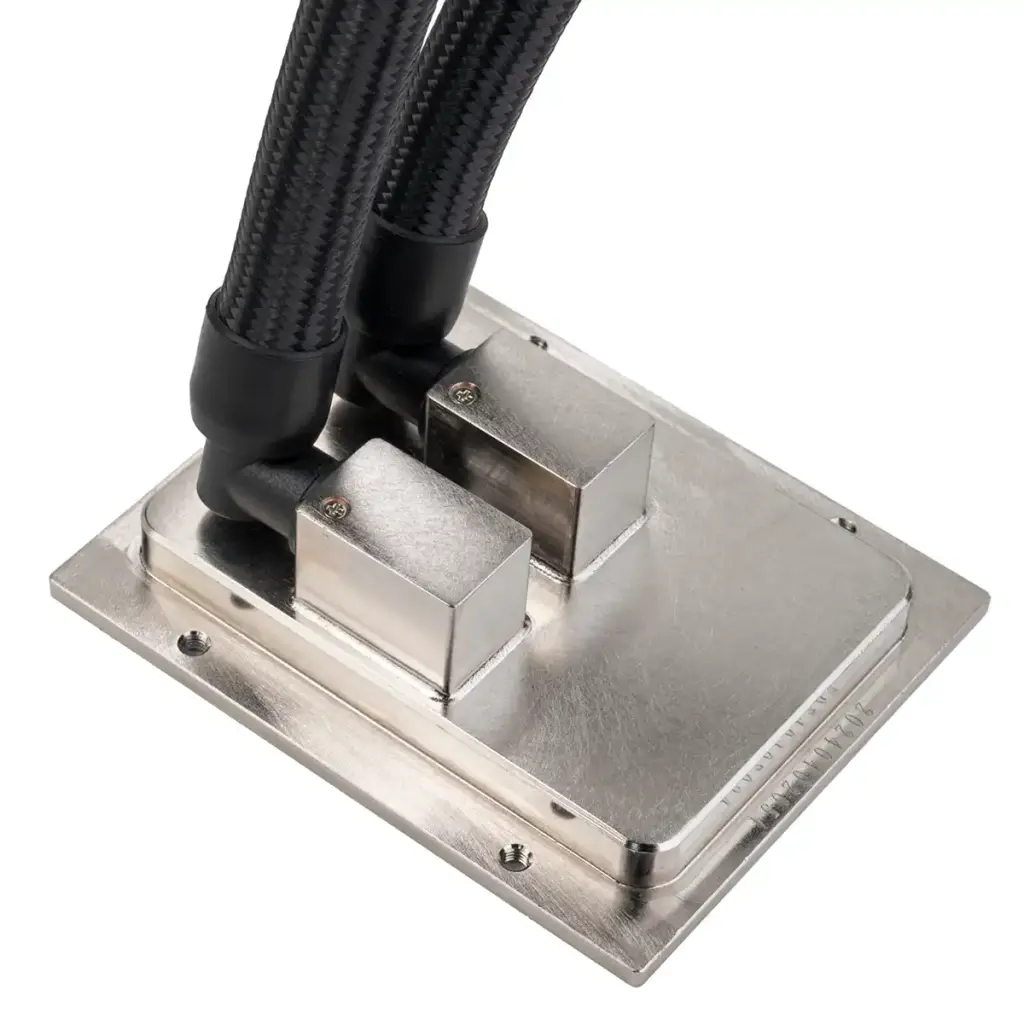SilverStone XE360PDD, AiO double pompe et double bloc CPU pour serveurs et stations de travail 4 aio silverstone xe360pdd waterblock