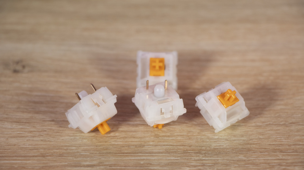 be quiet! renforce sa gamme de périphériques avec les souris gaming Dark Perk présentées au COMPUTEX 2025 6 be quiet! Dark Mount switches yellow