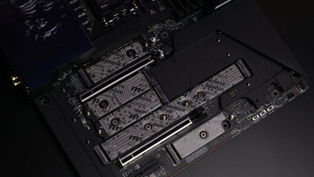 meg z890 godlike unboxing carte m2 01