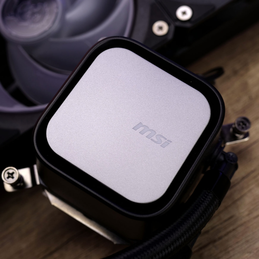 msi mag coreliquid a13 360 pump 01