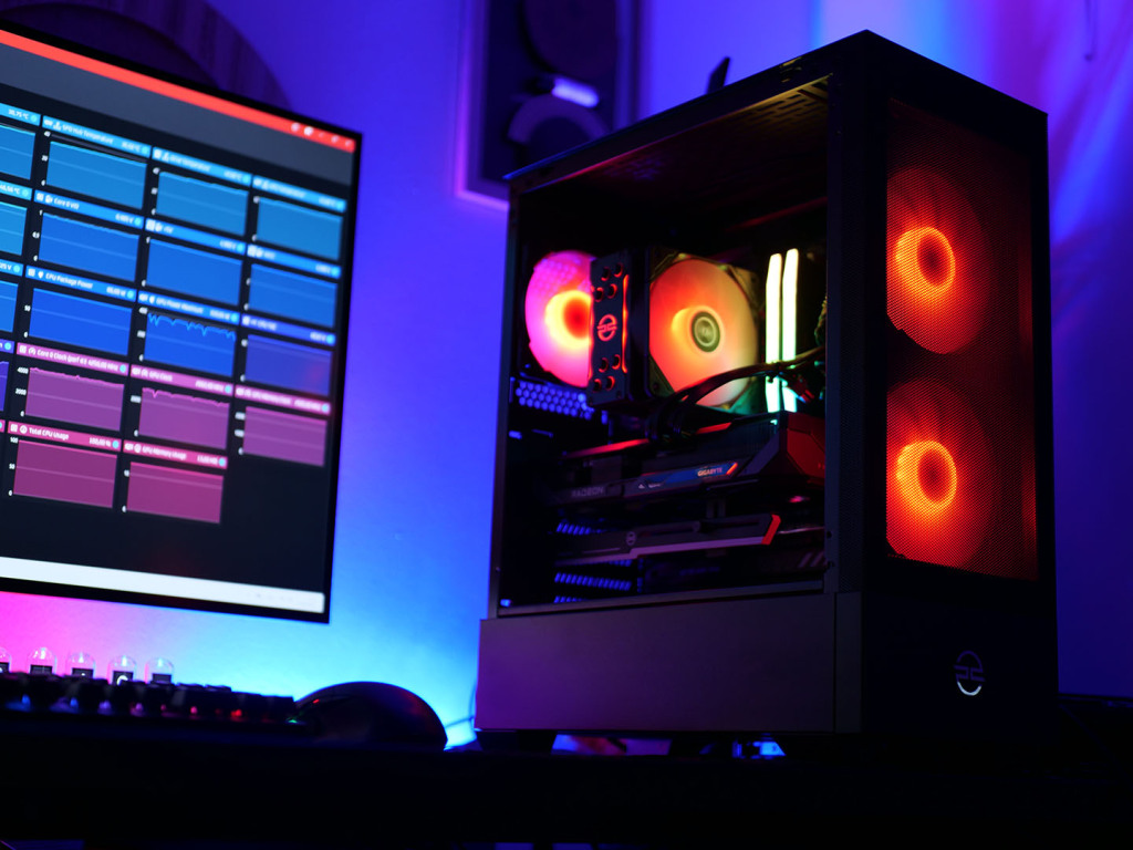 test pcspecialist pc gaming panneaux ouverts