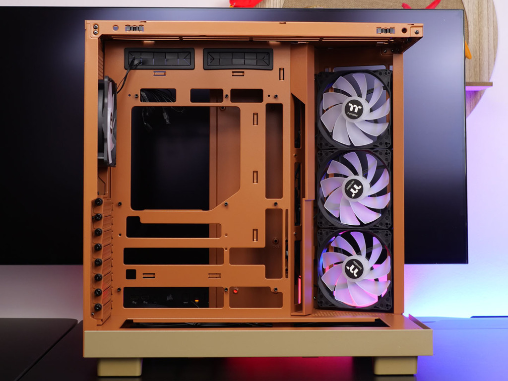 thermaltake view 380 xl tg argb gravel sand side 01 01