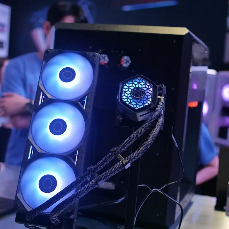 Cooler Master lance FreeForm 2.0, réinventant la personnalisation pour une nouvelle génération 2 COMPUTEX Cooler Master FreeForm 2 AIO