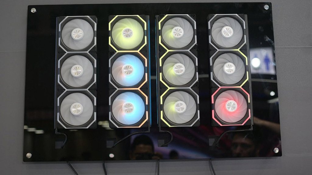 TRYX fait sensation au COMPUTEX avec des produits de pointe 14 COMPUTEX TRYX Lucis