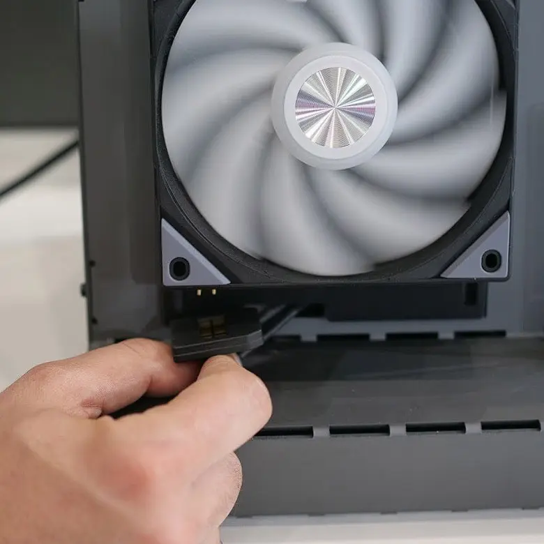 TRYX fait sensation au COMPUTEX avec des produits de pointe 10 COMPUTEX TRYX Rota SL