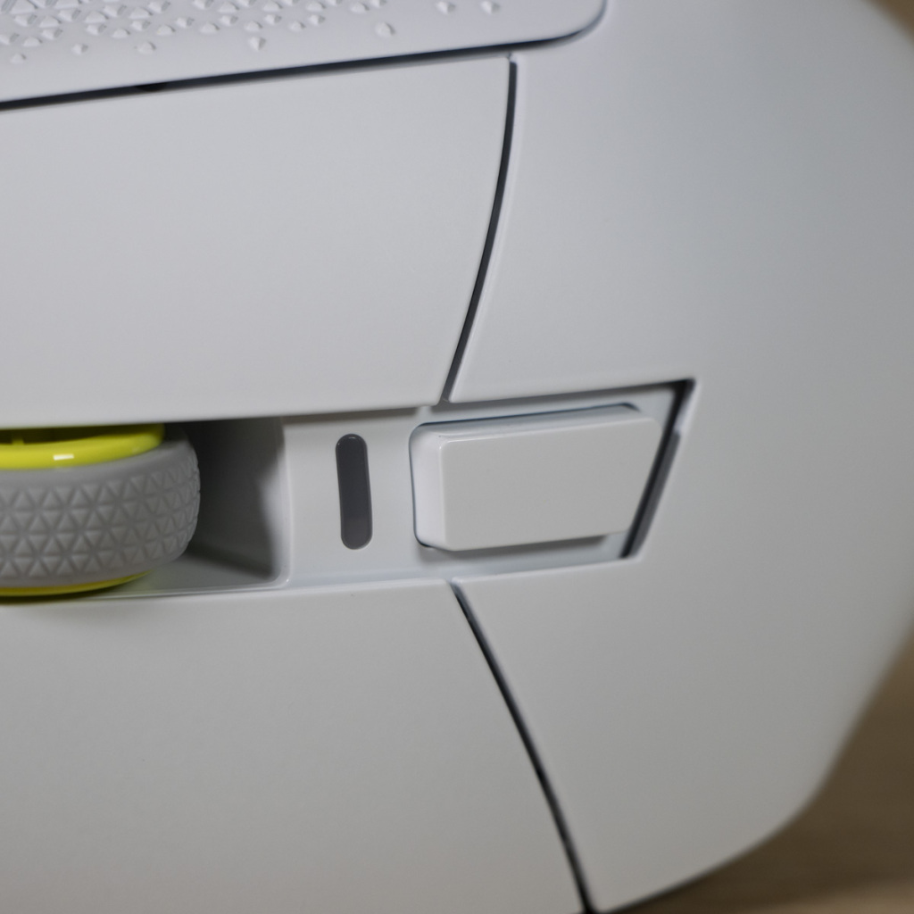 CORSAIR Scimitar Elite Wireless SE LED bouton secondaire