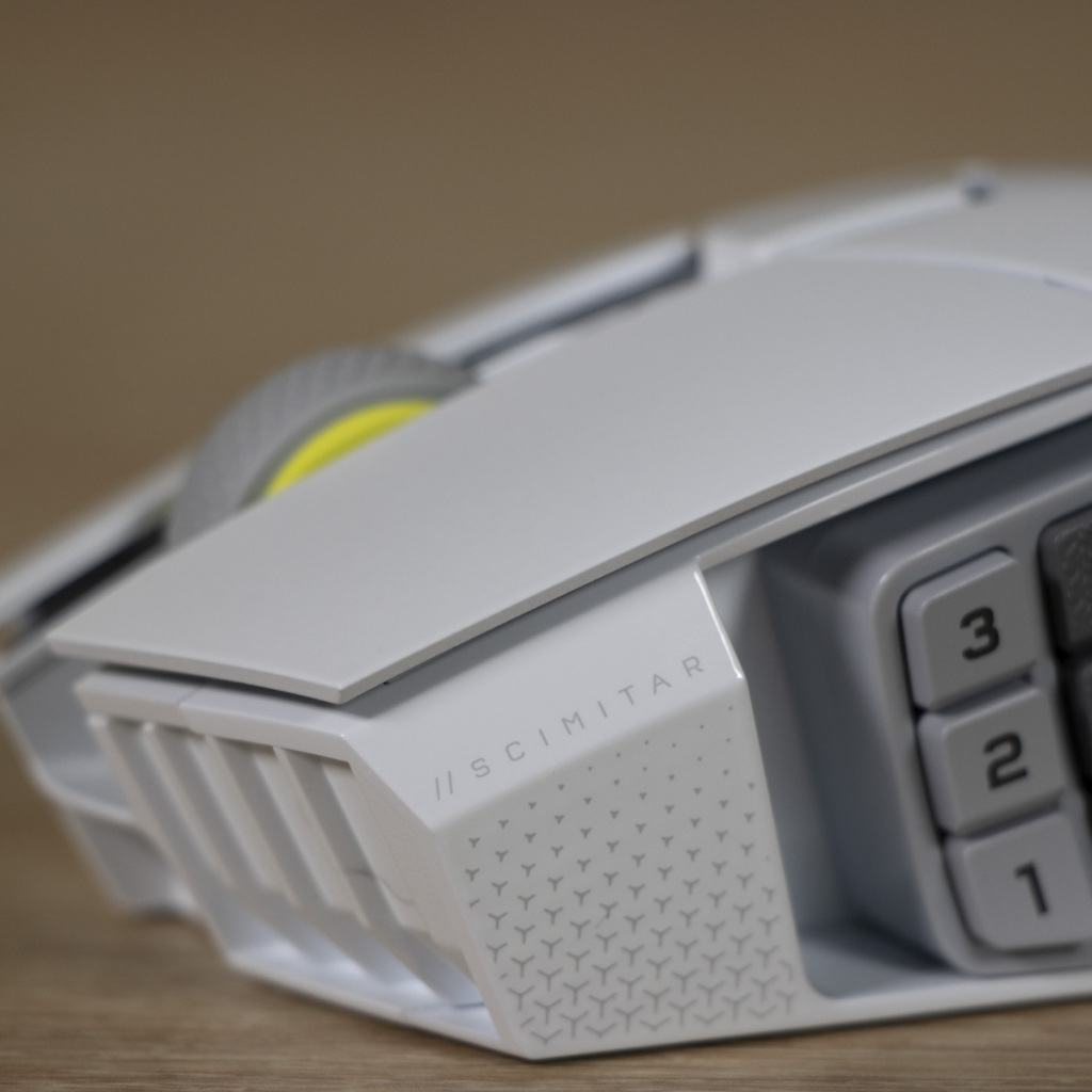 CORSAIR Scimitar Elite Wireless SE décor