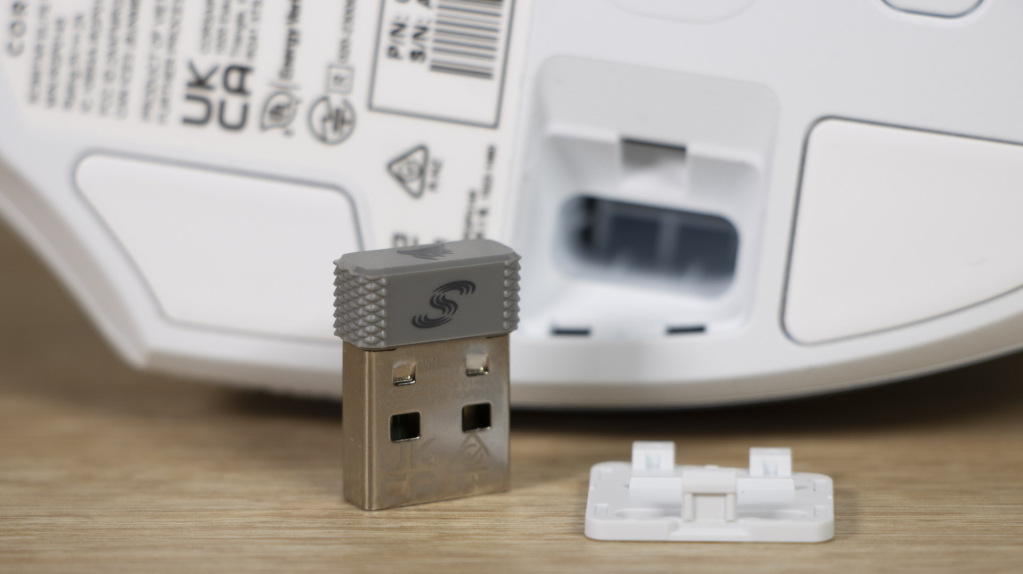 CORSAIR Scimitar Elite Wireless SE logement dongle