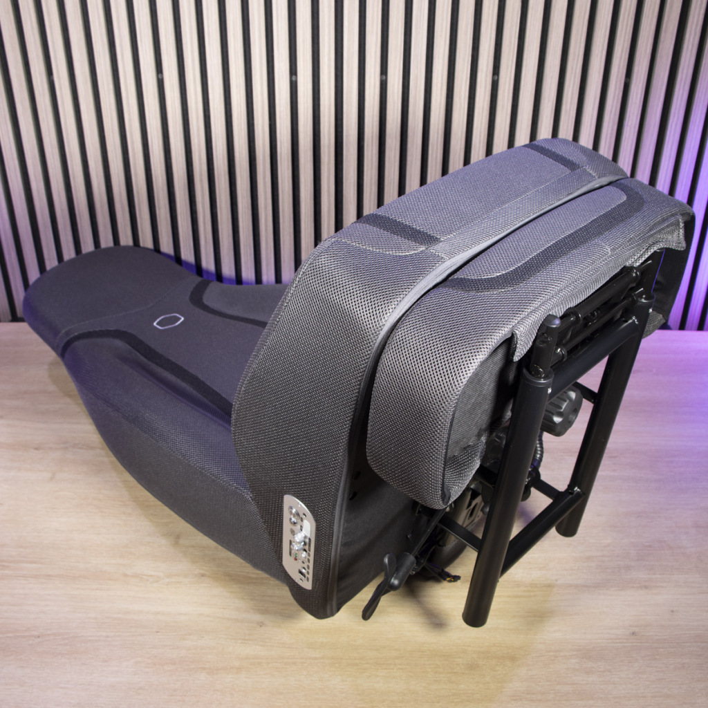 Cooler Master Synk X assemblage dossier assise