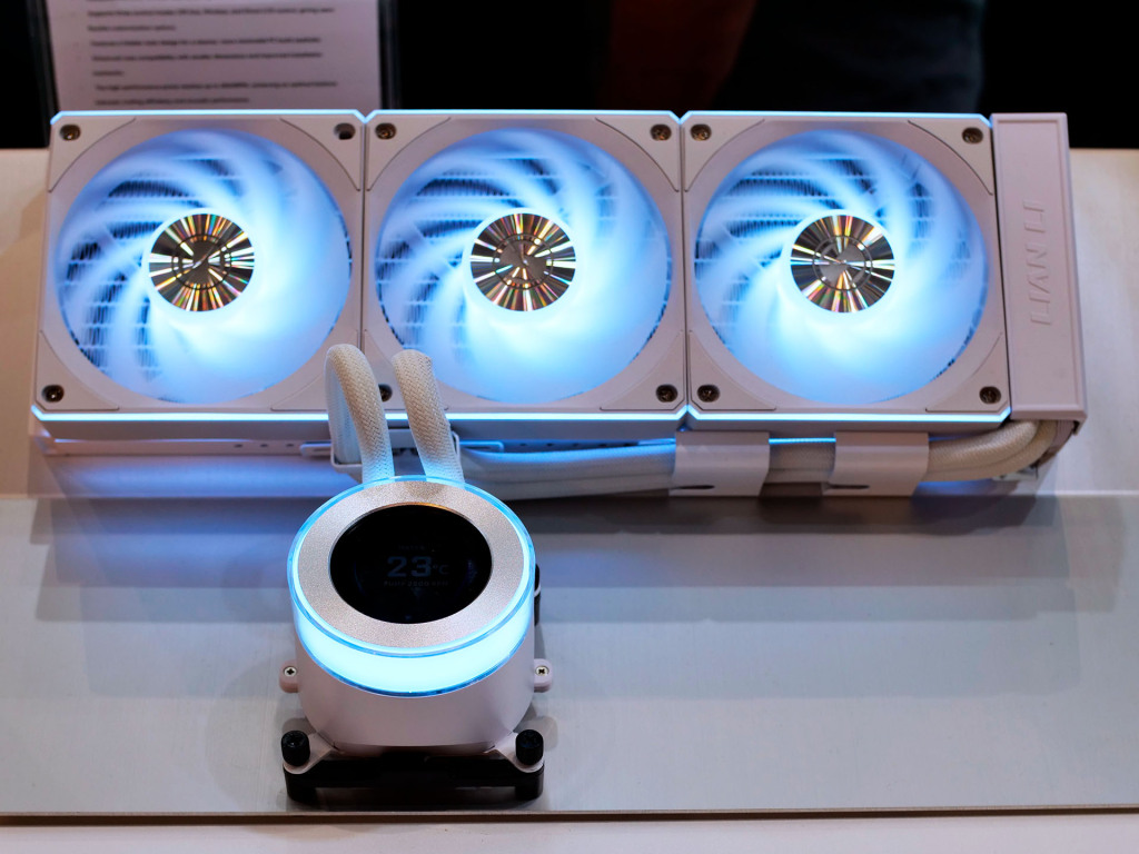 Lian Li présente les AIO de la série HYDROSHIFT II LCD-C au Computex 2025 2 HYDROSHIFT II LCD C CL computex